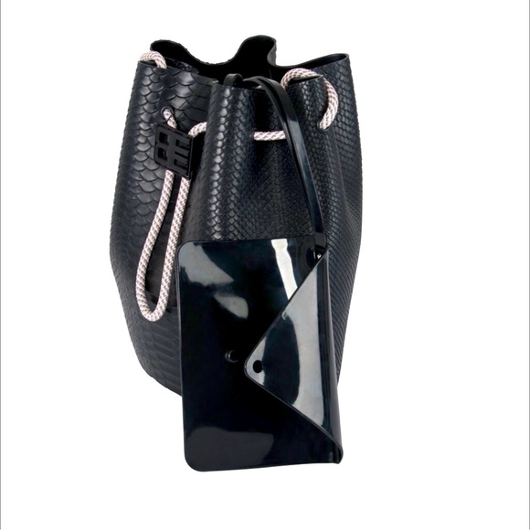 🆕 MELISSA BAG + BAJA EAST BLACK    COLLABORATION - Picture 2 of 13